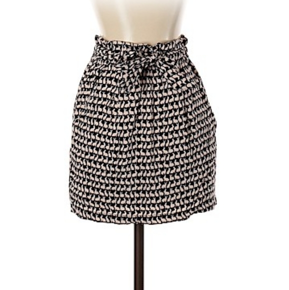 H&M Divided rabbit/bunny print mini skirt - Picture 1 of 3